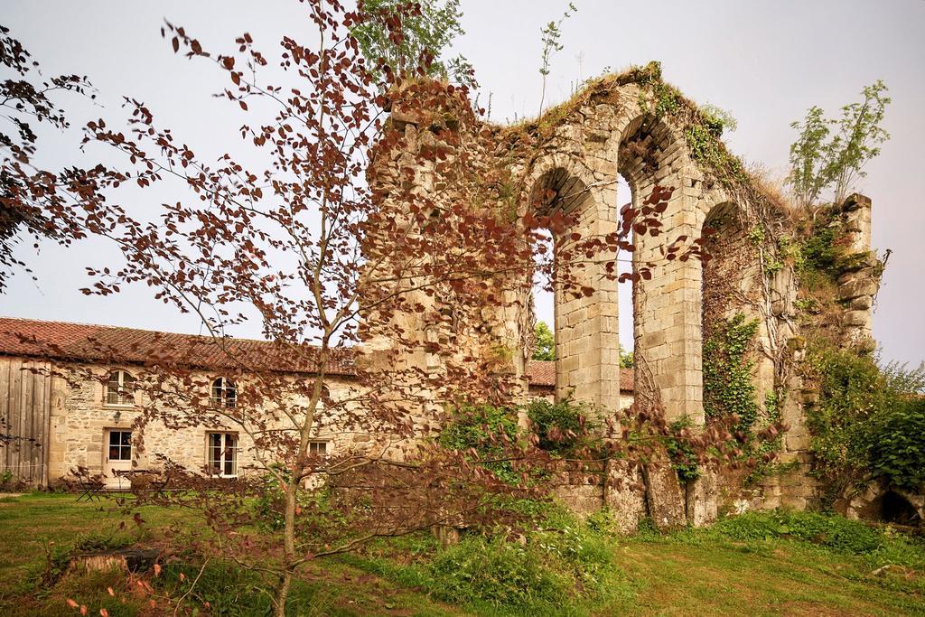 Abbaye Du Palais Bed & Breakfast Thauron Exterior foto