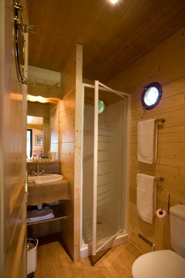 Abbaye Du Palais Bed & Breakfast Thauron Exterior foto